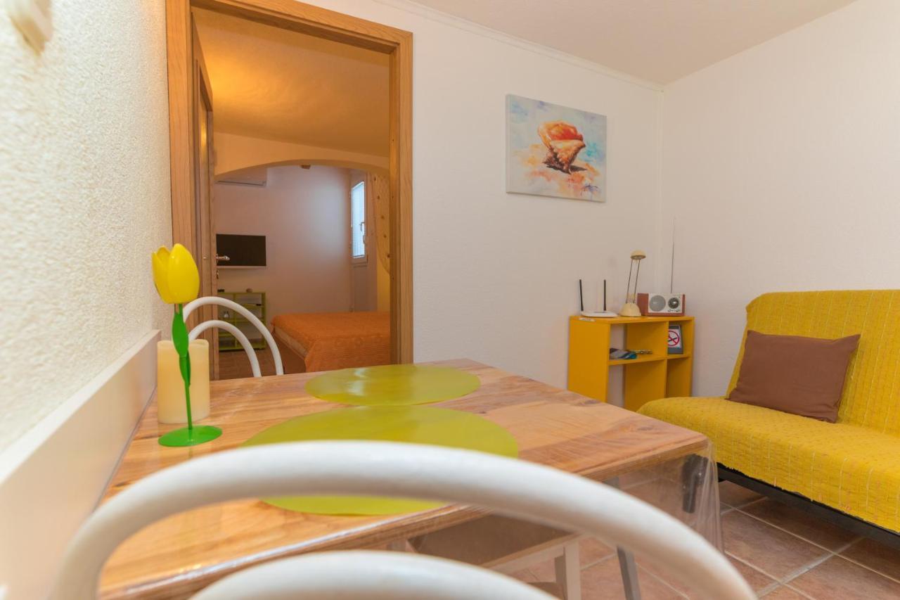 Apartments Lux Bol Eksteriør billede